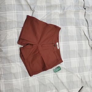 Simon's Twik maroon shorts size 3